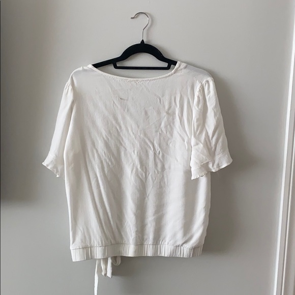 Women’s Top - Picture 4 of 4